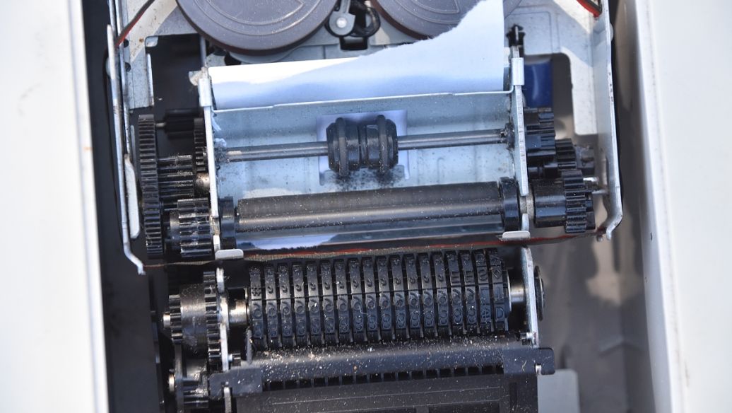 打扣機的維護與保養